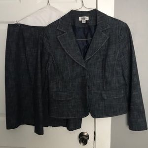 Size 14 Isabella skirt suit.